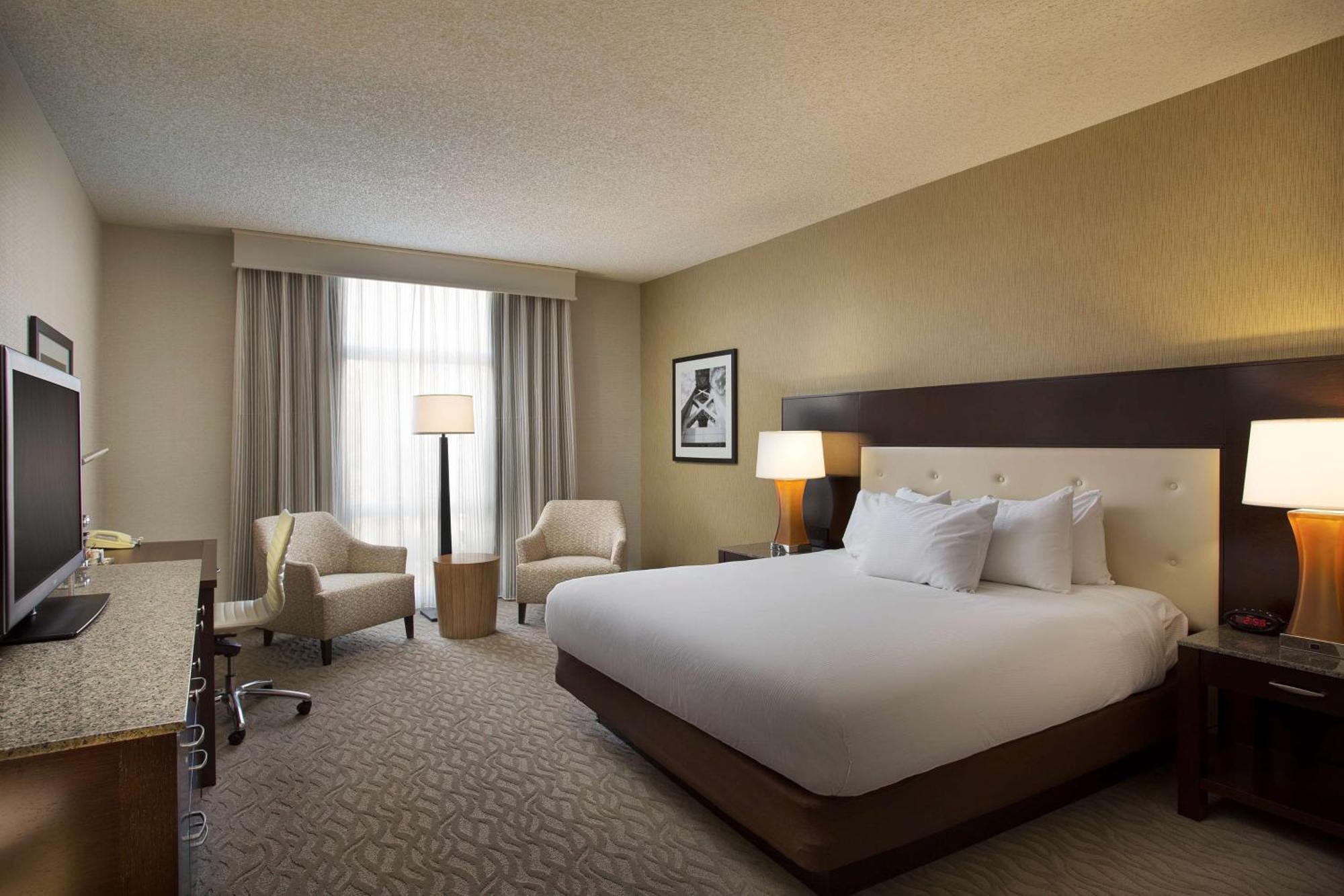 Hilton Oakland Airport Hotel Exterior foto